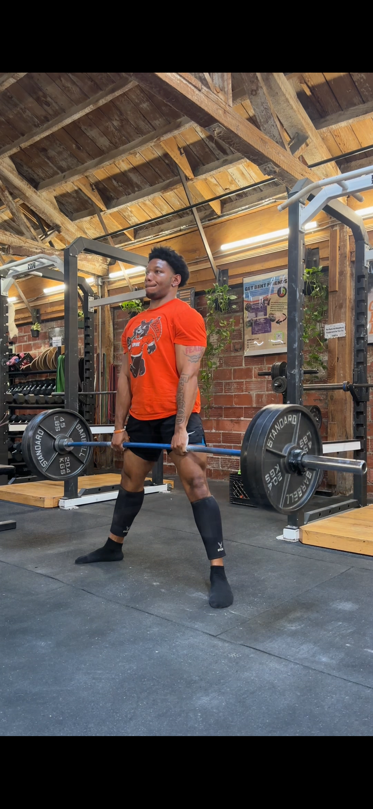 Elijah King Turner deadlifting